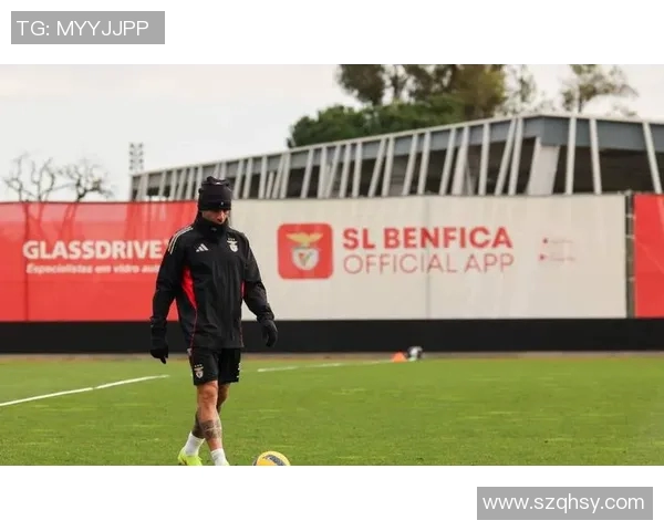 贝西克塔斯迎战本菲卡两队争夺欧战资格的关键之战