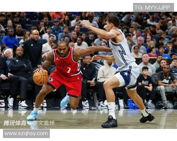 湖人对火箭季后赛激战回顾詹姆斯与哈登的巅峰对决 湖人对火箭季后赛激战回顾詹姆斯与哈登的巅峰对决