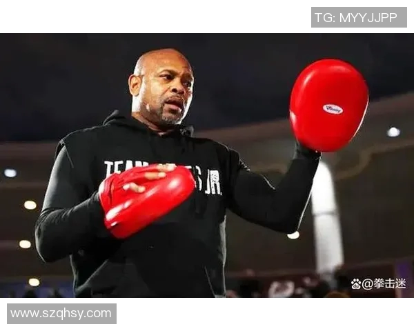 罗伊琼斯与泰森世纪对决揭幕拳坛传奇之战的激烈与荣耀 罗伊琼斯与泰森世纪对决揭幕拳坛传奇之战的激烈与荣耀