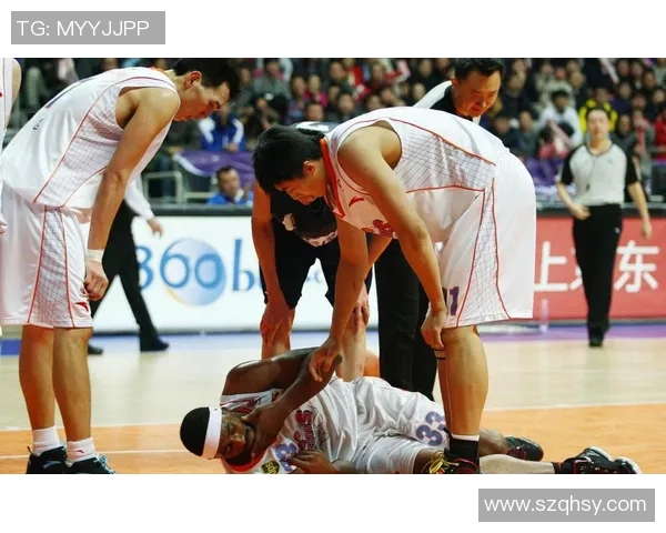 戴森丹尼尔斯的崛起之路：从青涩新秀到篮球明星的蜕变