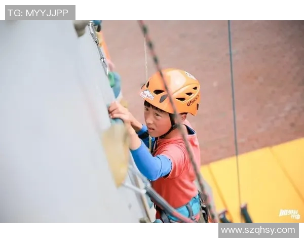 成都攀岩队耐力训练揭秘:挑战极限与坚持的完美结合MBA 成都攀岩队耐力训练揭秘:挑战极限与坚持的完美结合MBA